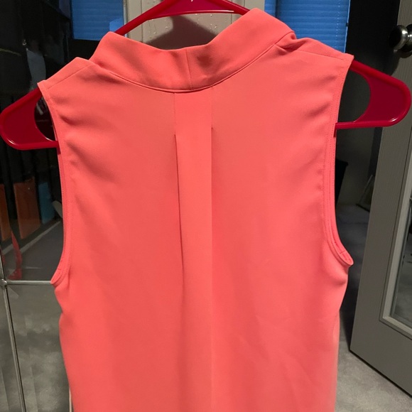 Aritzia Babaton Akira Tank in Coral Beach xxs - Picture 2 of 5